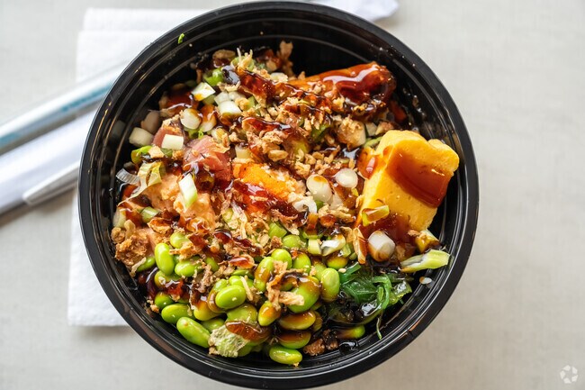 Poké Boy in Cascade View, Everett serves a variety of poké options.