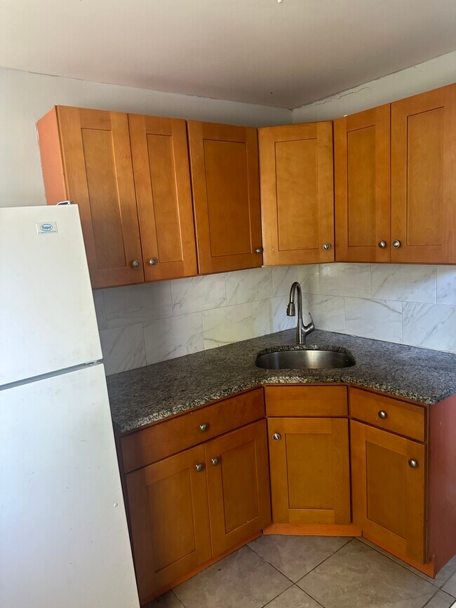 6322 Rising Sun Ave unit 1, Philadelphia, PA 19111 - photo 3