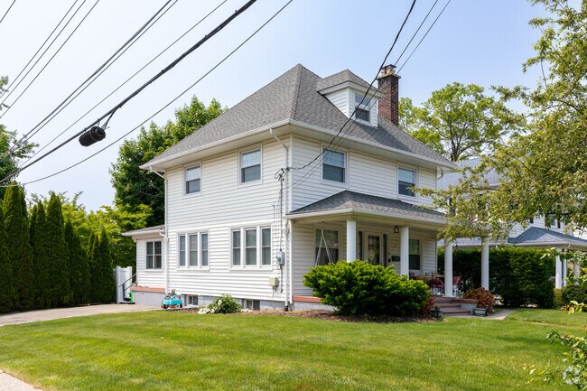 A Colonial-style home in Valhalla.