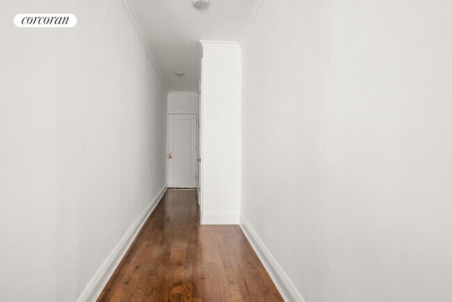 24-51-51 38th St, Queens, NY 11103 - photo 7