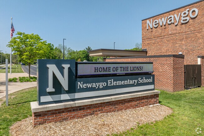 Velma Matson Upper Elementary School is located in Newaygo, Michigan.