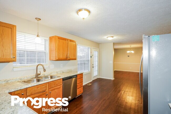 5132 Pebble Creek Dr, Antioch, TN 37013 - photo 7