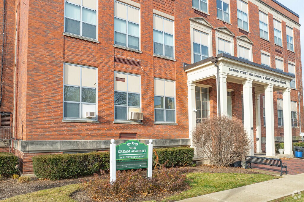 Phoenix is a great place for kids in Elgin to learn.