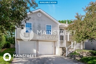 845 Village St, Leavenworth, KS 66048