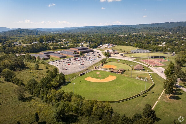 Learning continues inside and out at Dade County High School.
