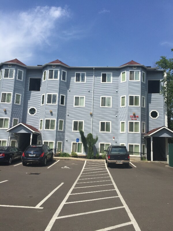 12231-12239 Se Bush St unit 75, Portland, OR 97236 - photo 2