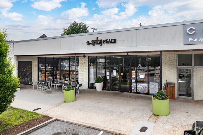 The Spicy Peach offers specialty groceries and fresh food at the Toco Hills Shopping Center in the heart of Toco Hills.