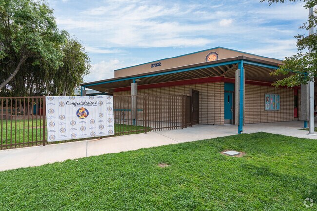 A Gold Ribbon emblem at Highlands Elementary School in Santa Clarita, CA.