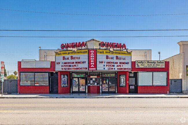 Gardena Cinema near Alondra Park is a movie theatre built in 1940 offering 800 seats.