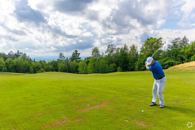 Montague Golf Club offers scenic fairways near downtown Norwich.
