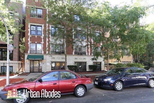 833 W Wolfram St unit A09C, Chicago, IL 60657 - photo 1