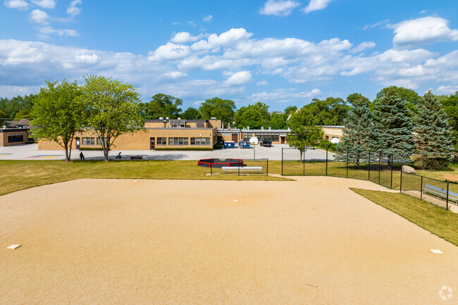 Elm Elementary School in Burr Ridge includes an onsite baseball field.