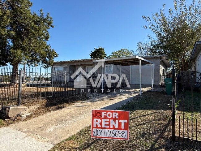 154 Frances Jean Dr, San Antonio, TX 78223 - photo 2