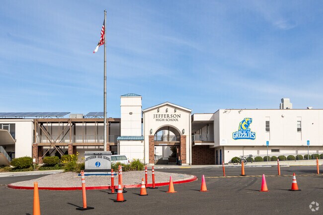 Jefferson High School is Home of the Grizzlies.