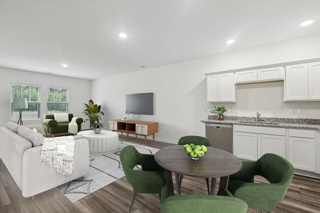 2137 Glen Crossing Dr, Durham, NC 27704 - photo 3