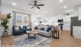 2410 Longfellow Dr, Centerton, AR 72713