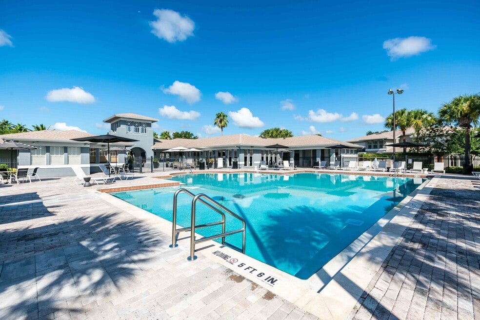 Parks at Hunters Creek, Orlando, FL 32837 - photo 1