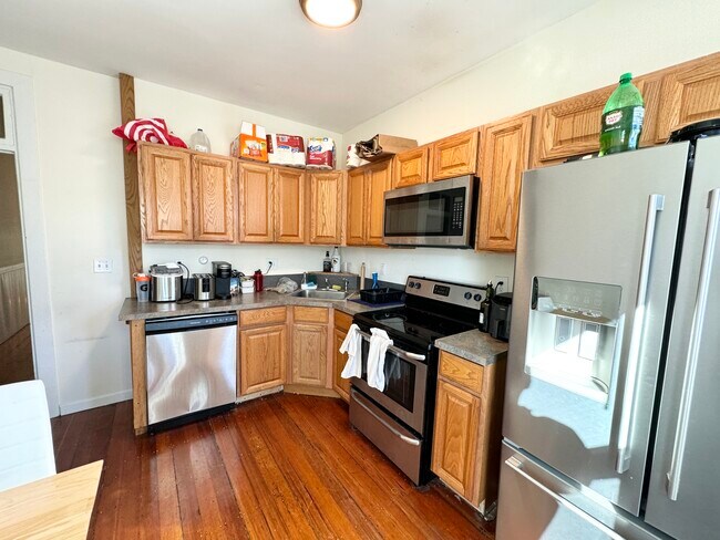 1 Folsom Ave unit 1, Roxbury Crossing, MA 02120 - photo 2