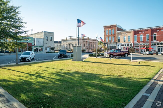 Take a walk on the lawn at the Talladega Courthouse Square.