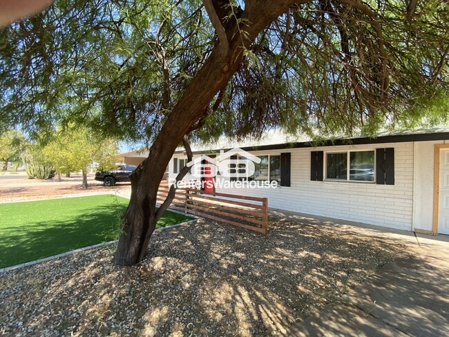 3027 N 21st St, Phoenix, AZ 85016 - photo 3