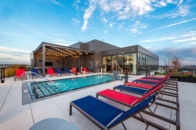 Theory, Washington, DC 20002 - photo 6