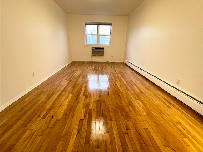 4305 49th St unit 3, Sunnyside, NY 11104 - photo 6