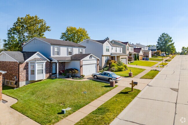 An array of architectural styles can be found in Lemay, from Tudor homes to Craftsman styles.