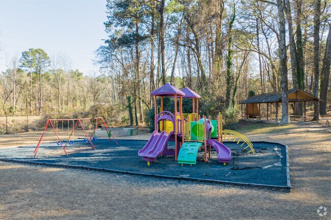 Imhotop Academy comes equipped with vibrant playgrounds for student exploration.