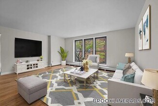 10 Juniper St Unit 35, Brookline, MA 02445