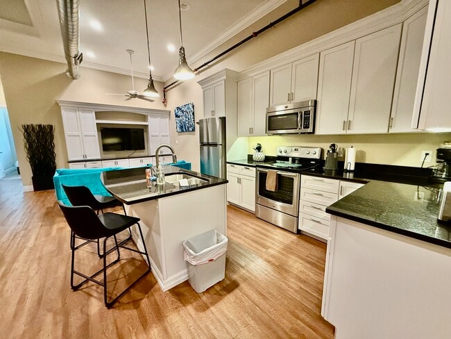 317 Main St unit 200, Cedar Falls, IA 50613 - photo 7