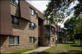 1185 Main St S, Cambridge, MN 55008