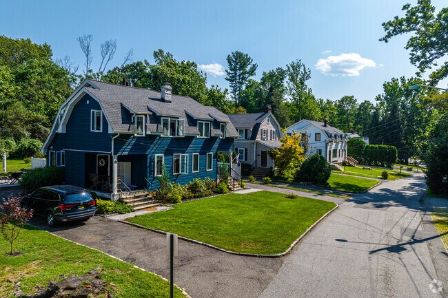Neighborhoods with single-family homes are found all around Essex Fells.