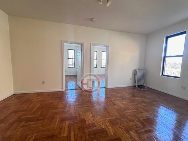 3132 Buhre Ave unit 6, Bronx, NY 10461 - photo 2