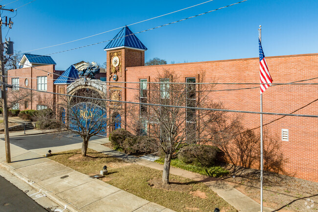 The Ron Clark Academy has 147 students.