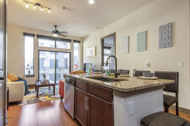 5351 W Alabama St unit ID1359142P, Houston, TX 77056 - photo 2