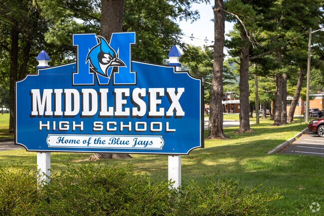 Middlesex High School receives a B from Niche.com, and offers several art and athletic programs.