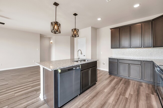 4727 Holm Oak Rd, Bryan, TX 77845 - photo 3