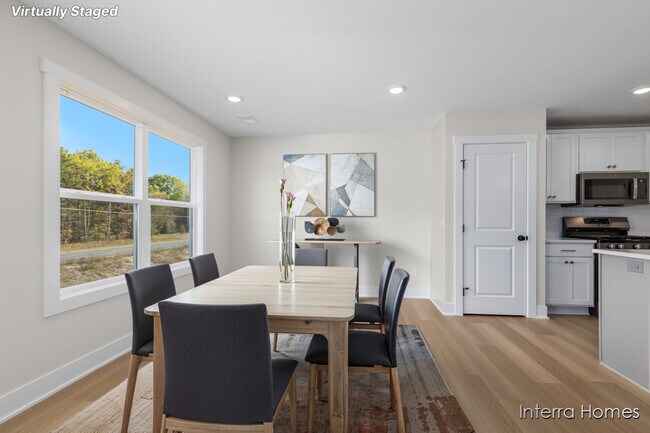 6122 Burgess Dr, Spring Lake, MI 49456 - photo 5