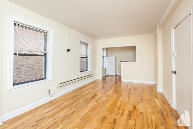1340 N Dearborn St unit 203, Chicago, IL 60610 - photo 6