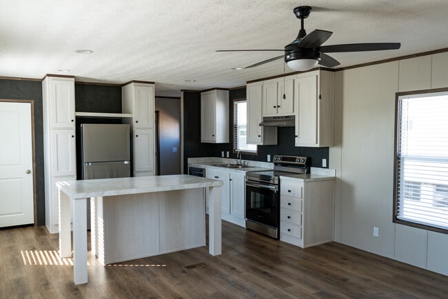 129 Ponderosa Way, Sanger, TX 76266 - photo 3