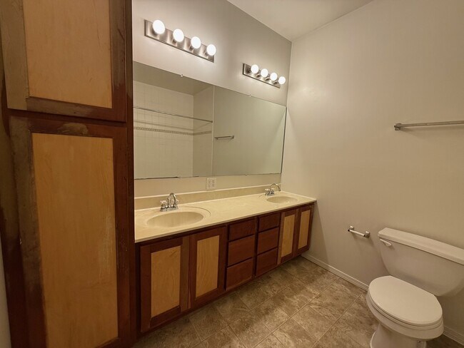 Grove at Latimer, Bloomington, IN 47401 - photo 7