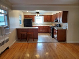 216 Glen Ave Unit Second Floor, Palisades Park, NJ 07650