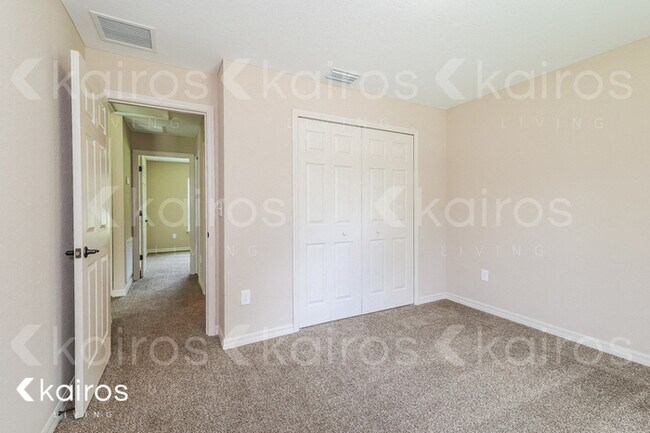 419 Marion Oaks Pass, Ocala, FL 34473 - photo 6