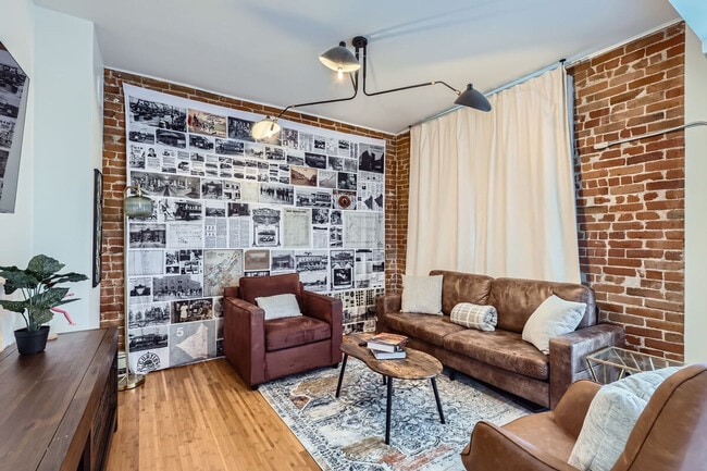 2925 Curtis St unit ID1352698P, Denver, CO 80205 - photo 4