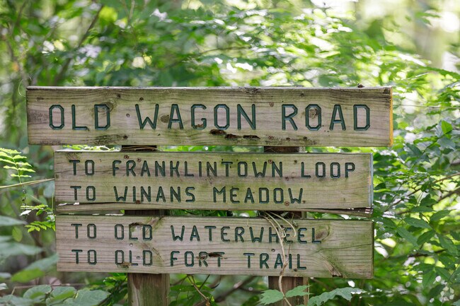 Leakin Park is minutes away for hiking and nature exploration.