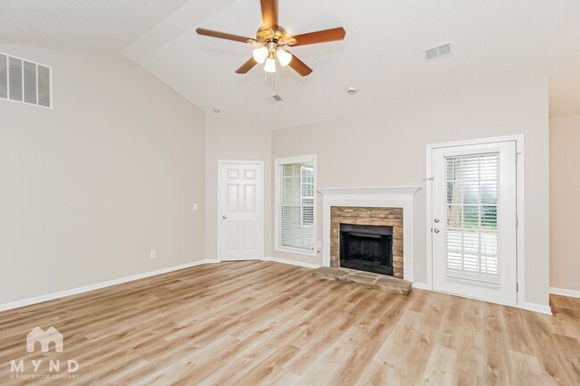 142 Hunterian Place, Newnan, GA 30265 - photo 2