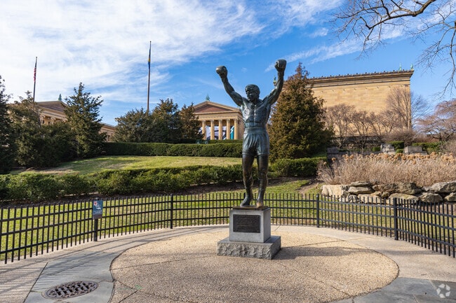 The Logan Square parks in Philadelphia's statues pay tribute the history of the land.