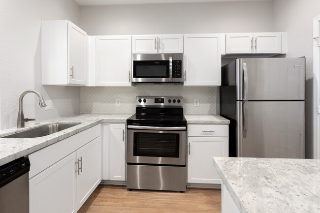 Cornerstone Ranch, Chandler, AZ 85248 - photo 2