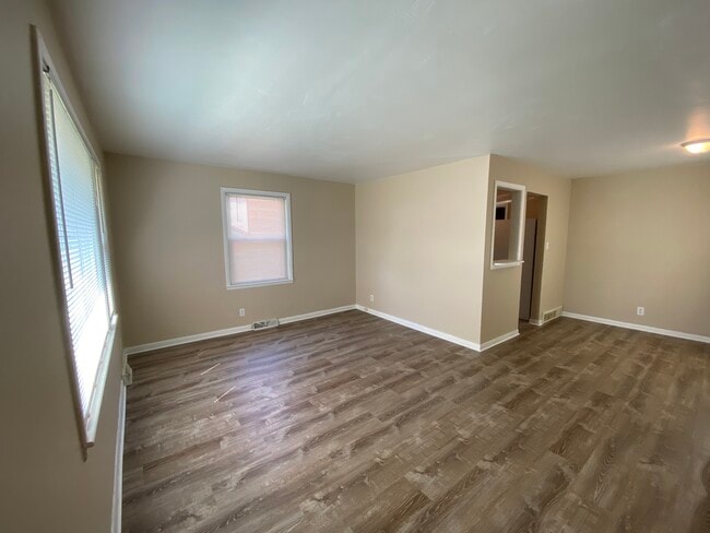 1413 63rd St, Des Moines, IA 50311 - photo 7