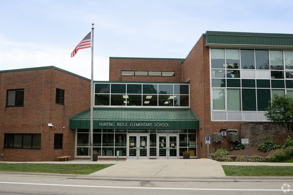 Hunting Ridge Elementary School serves students from Pre-K through the 5th grade.